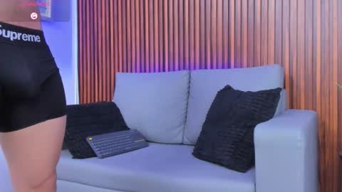 alex online show from 27, 3, 2026