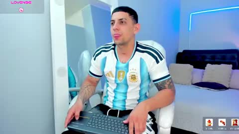 alex online show from 23, 7, 2026