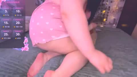 Snapshot of alex_dreams_ chatting on 14, 10, 2025 Alex online show from 14, 10, 2025