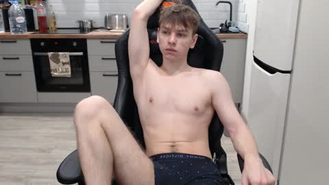 Snapshot of alex_gotcha chatting on 8, 12, 2024 Alex online show from 8, 12, 2024