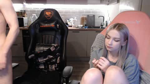 Snapshot of alex_gotcha chatting on 15, 12, 2024 Alex online show from 15, 12, 2024