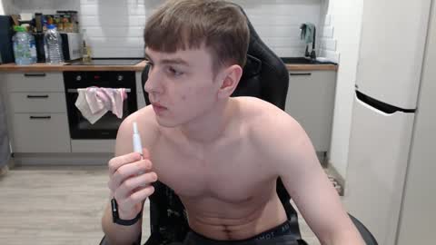 Snapshot of alex_gotcha chatting on 27, 12, 2024 Alex online show from 27, 12, 2024