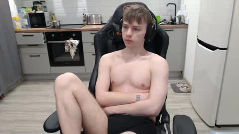 Snapshot of alex_gotcha chatting on 6, 3, 2025 Alex online show from 6, 3, 2025