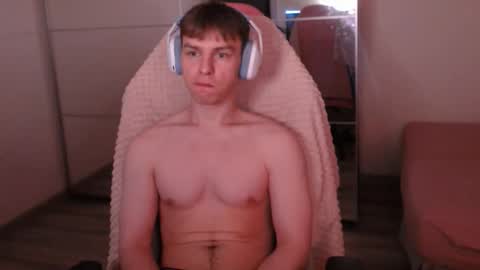 Snapshot of alex_gotcha chatting on 17, 9, 2025 Alex online show from 17, 9, 2025