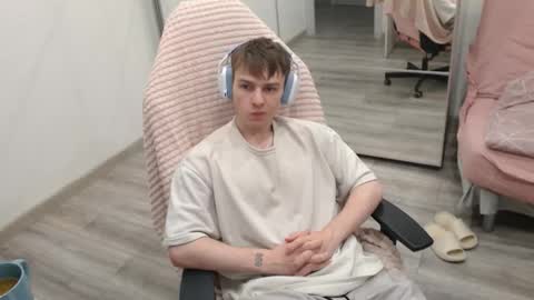 Snapshot of alex_gotcha chatting on 22, 9, 2025 Alex online show from 22, 9, 2025