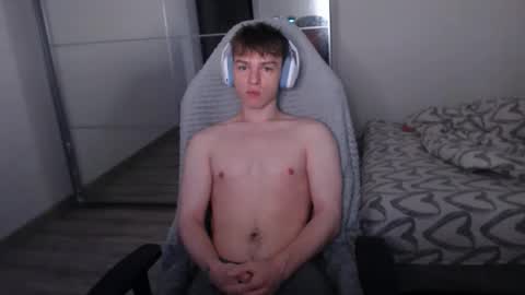 Snapshot of alex_gotcha chatting on 2, 10, 2025 Alex online show from 2, 10, 2025