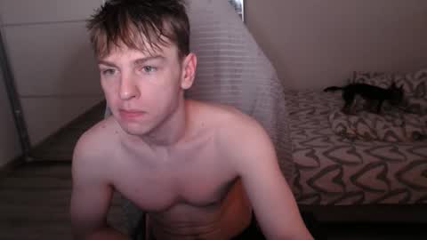 Snapshot of alex_gotcha chatting on 12, 10, 2025 Alex online show from 12, 10, 2025