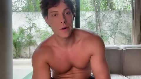 Alex Stone online show from 1, 6, 2026