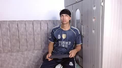 alex online show from 28, 4, 2026