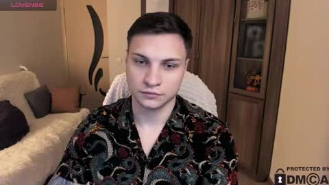 alex_milson online show from 6, 11, 2025