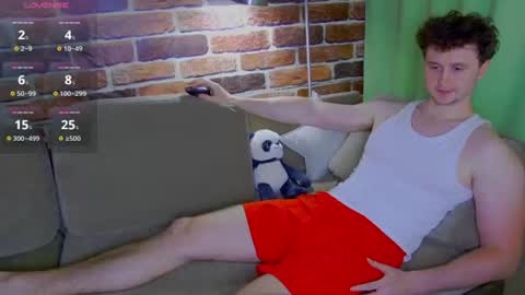 Snapshot of alex_onelove chatting on 3, 7, 2026 Alex online show from 3, 7, 2026