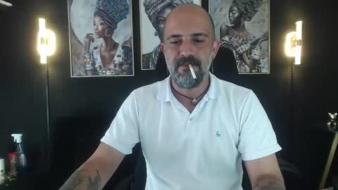 Alex Saints online show from 6, 3, 2026