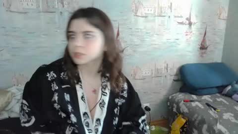 Alex and Sarah online show from 1, 3, 2025