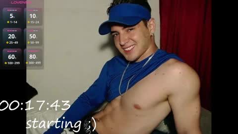 Snapshot of alex_smith0 chatting on 1, 12, 2024 online show from 1, 12, 2024