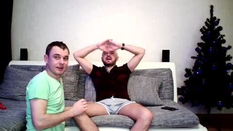 Snapshot of alex_tobey chatting on 10, 1, 2025 Alex and Tobey online show from 10, 1, 2025