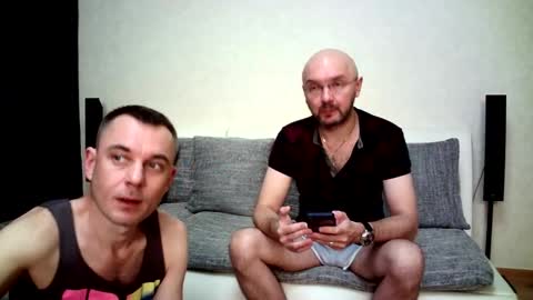 Snapshot of alex_tobey chatting on 6, 10, 2025 Alex and Tobey online show from 6, 10, 2025