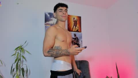 Snapshot of alex_zt7 chatting on 22, 4, 2026 x online show from 22, 4, 2026