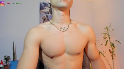 Snapshot of alex_zt7 chatting on 13, 5, 2026 x online show from 13, 5, 2026