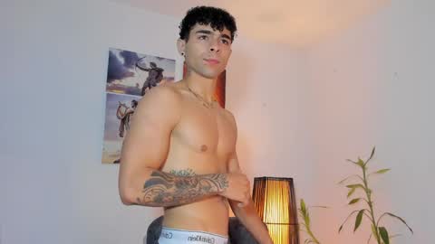 Snapshot of alex_zt7 chatting on 14, 5, 2026 x online show from 14, 5, 2026