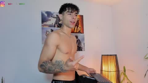 Snapshot of alex_zt7 chatting on 29, 5, 2026 x online show from 29, 5, 2026