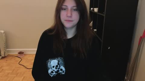 dont be afraid to click social media link its  working  just click on that  online show from 28, 12, 2024