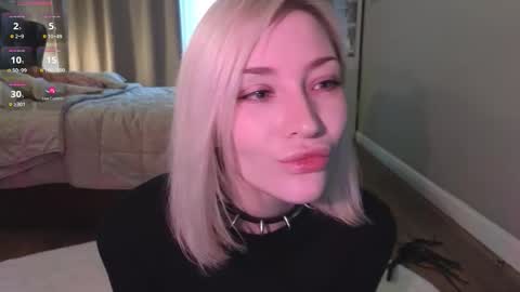 Snapshot of alexa_novak chatting on 5, 10, 2025 Alexa online show from 5, 10, 2025