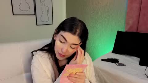 Alexa Thaylor online show from 20, 12, 2025