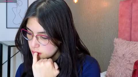 Snapshot of alexa_thaylor_ chatting on 8, 6, 2026 Alexa Thaylor online show from 8, 6, 2026