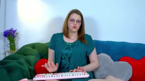 AlexaAvery online show from 8, 6, 2026