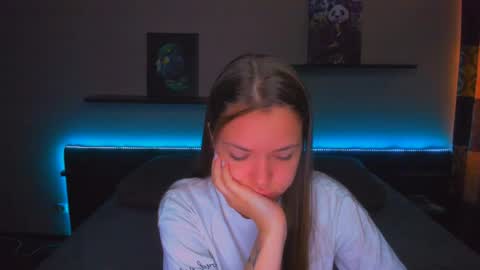 Snapshot of alexabarkley chatting on 5, 6, 2026 angel online show from 5, 6, 2026