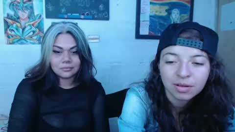 Alexa Blu3 online show from 1, 1, 2025