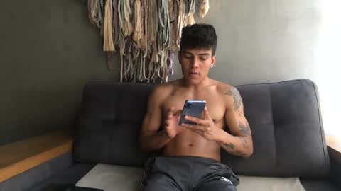Snapshot of alexanddani chatting on 22, 9, 2025 Alex Dani online show from 22, 9, 2025
