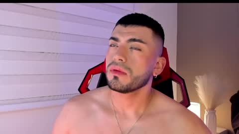 Alexander Diaz online show from 21, 4, 2026