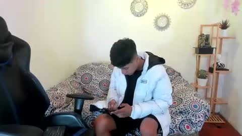 Snapshot of alexandluke1 chatting on 9, 9, 2025 chicos hot online show from 9, 9, 2025