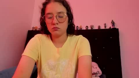 alexandra clauss online show from 13, 1, 2026