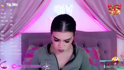 Snapshot of alexandra_evanz chatting on 12, 12, 2024 Alexandra Spellman online show from 12, 12, 2024