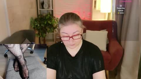 Snapshot of alexandra_kind chatting on 2, 6, 2026 Alexandra online show from 2, 6, 2026