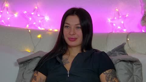 AlexandraBloom online show from 23, 12, 2024