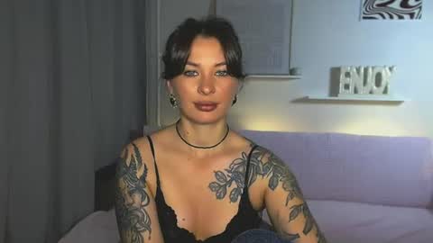 Snapshot of alexasven chatting on 14, 7, 2026 Alex DONT FORGET GIVE ME THUMBS UP online show from 14, 7, 2026