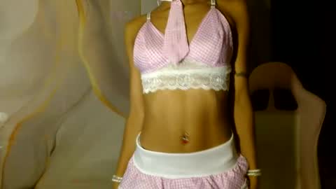 Snapshot of alexawet_ chatting on 12, 7, 2026 Alexa online show from 12, 7, 2026