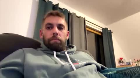 Snapshot of alexcana10 chatting on 28, 9, 2025 alexcana10 online show from 28, 9, 2025