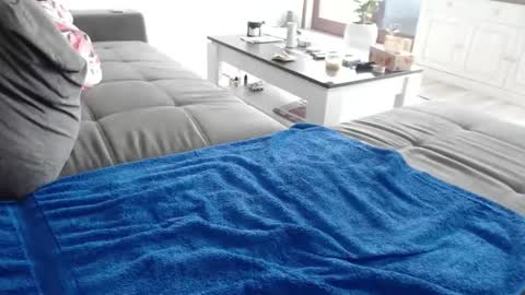 Doggystyle online show from 1, 2, 2025