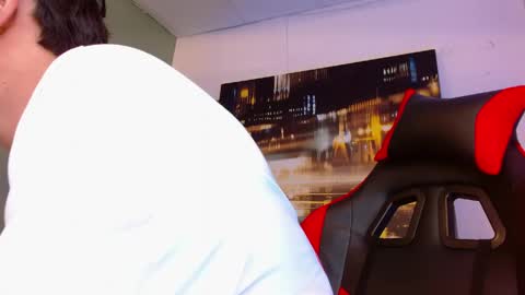 alexgiraldo__ online show from 20, 5, 2026
