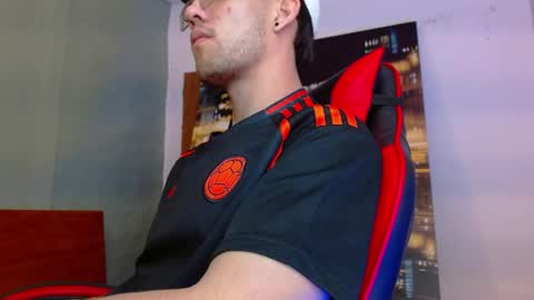 alexgiraldo__ online show from 2, 6, 2026