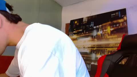 Snapshot of alexgiraldo__ chatting on 7, 7, 2026 alexgiraldo__ online show from 7, 7, 2026