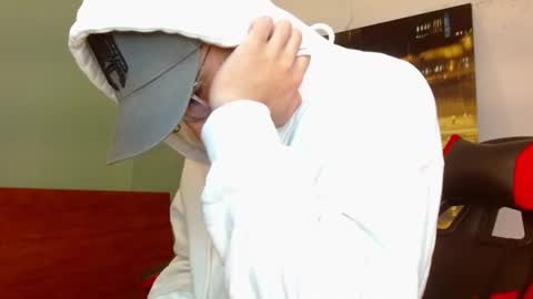 Snapshot of alexgiraldo__ chatting on 12, 7, 2026 alexgiraldo__ online show from 12, 7, 2026