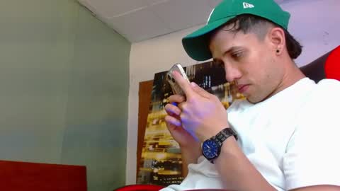 Snapshot of alexgiraldo__ chatting on 18, 7, 2026 alexgiraldo__ online show from 18, 7, 2026