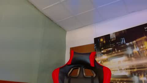 Snapshot of alexgiraldo__ chatting on 24, 7, 2026 alexgiraldo__ online show from 24, 7, 2026
