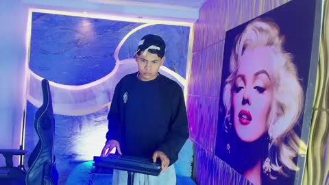 Snapshot of alexi_hot23 chatting on 6, 6, 2026 alexi_hot23 online show from 6, 6, 2026