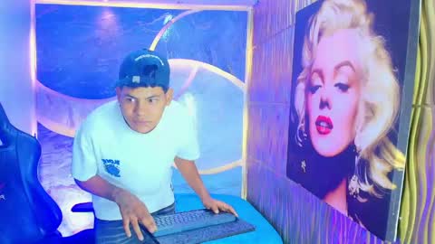 Snapshot of alexi_hot23 chatting on 7, 6, 2026 alexi_hot23 online show from 7, 6, 2026